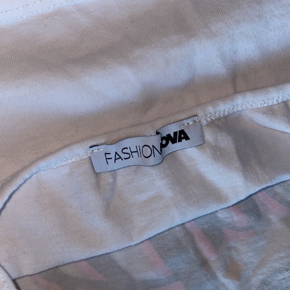Fashion Nova Angel Spaghetti Strap Airbrushed Spray Paint Crop Top - Picture 3 of 3